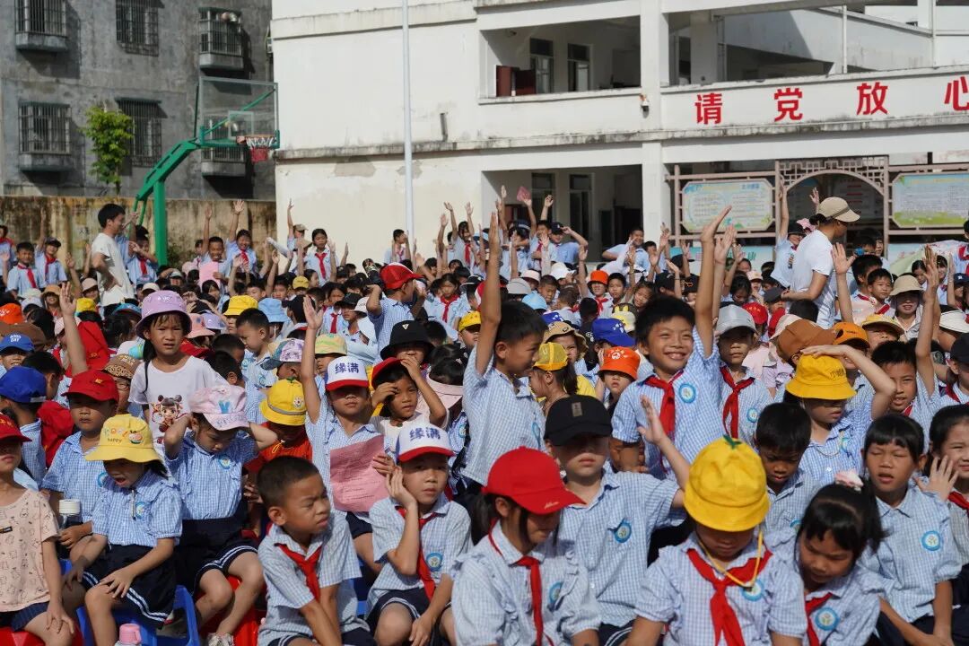 广西防城港：“扫黄打非”净文化土壤 “护苗行动”筑成长屏障