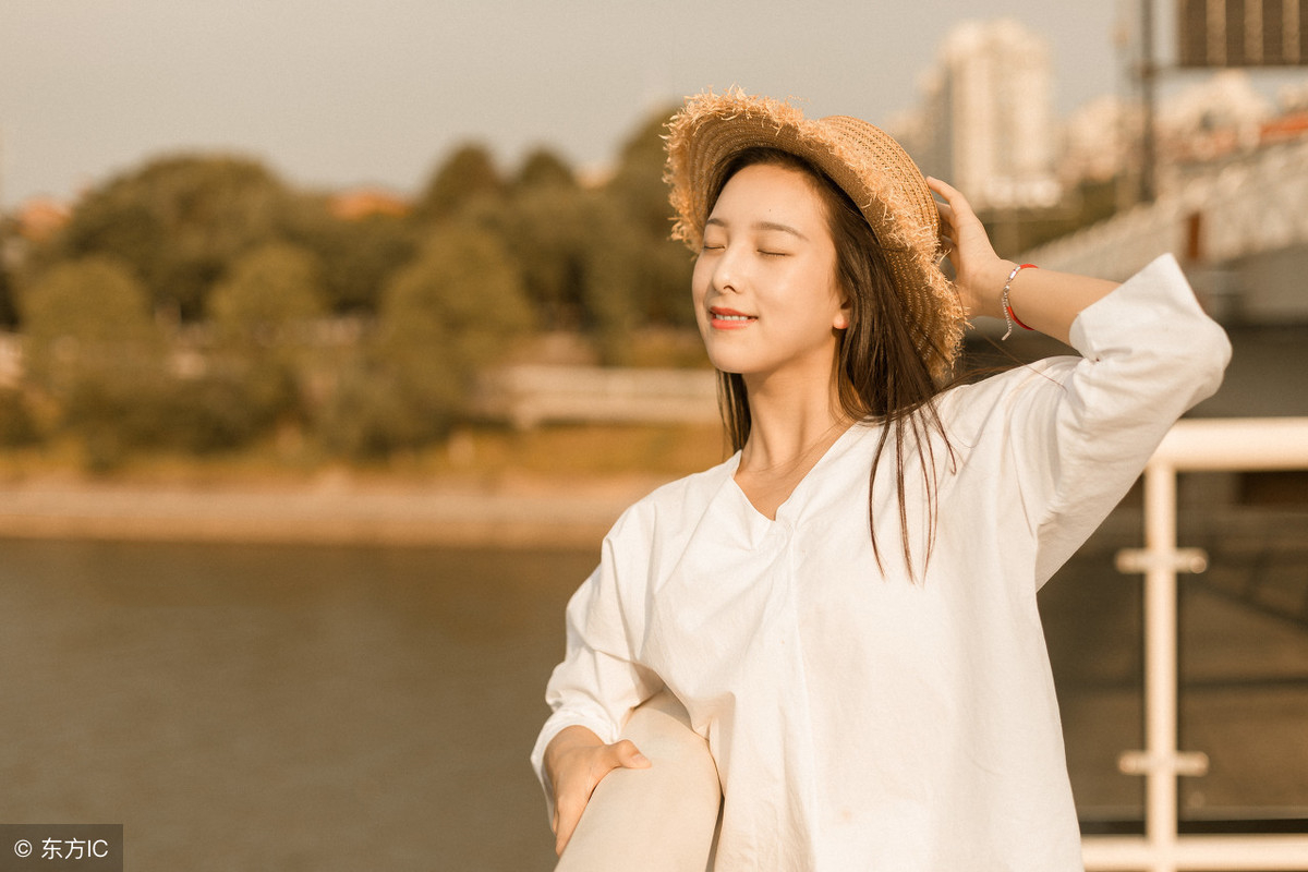 小说：他用了1年的寿命抽奖，居然抽到了一个罕见的异能天赋！