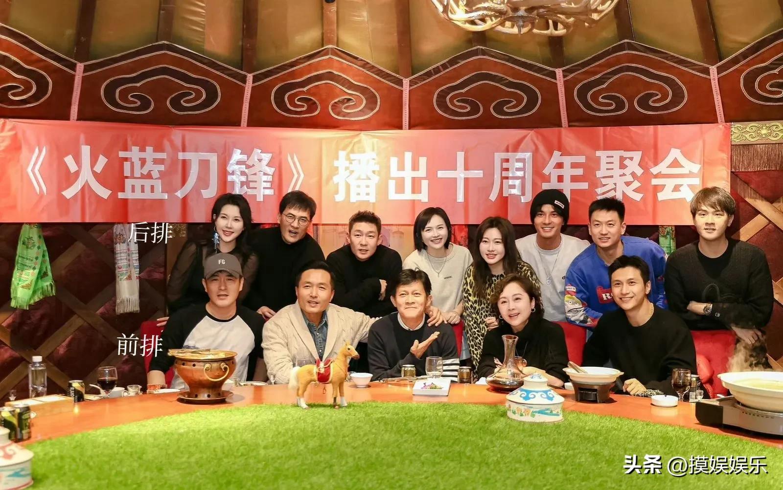 赫子铭白威晒《火蓝刀锋》，有人变化大，网友们期待第二部