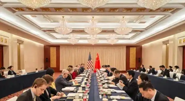 中美舆论战激烈，西方再度“抹黑”中国，背后藏着何阴谋