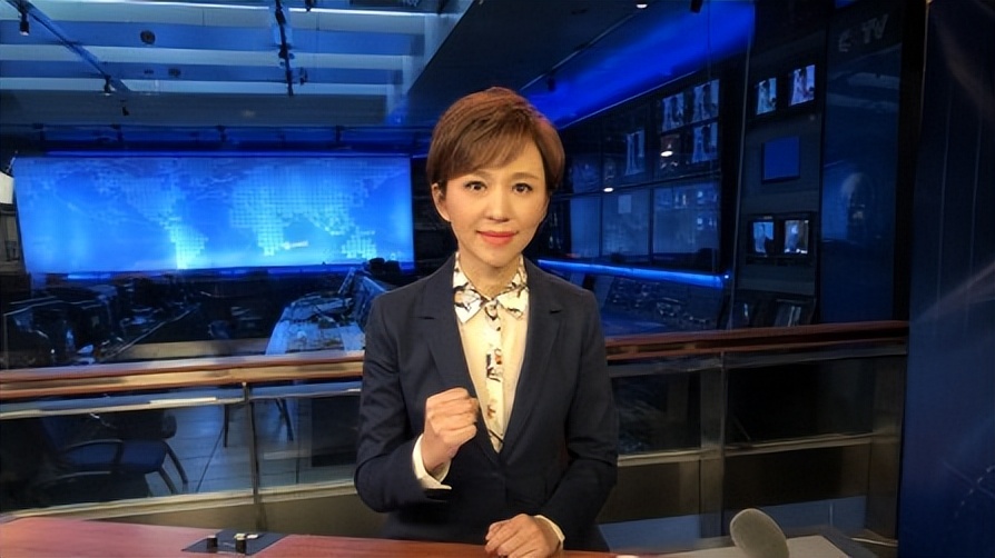消失3年，央视“国脸”欧阳夏丹，已经走上了另一条人生大道了