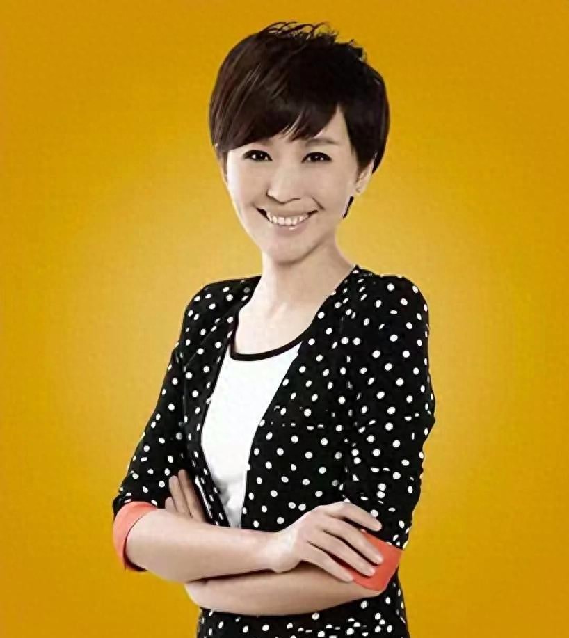 被嘲“跌落神坛”的欧阳夏丹，诠释了中年人最大的底气