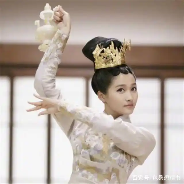 她穿越70年代，空间+淘宝系统在手，奋斗成富一代！七零空间文