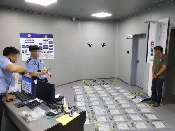 宁夏破获一起互联网贩毒案抓获犯罪嫌疑人55名