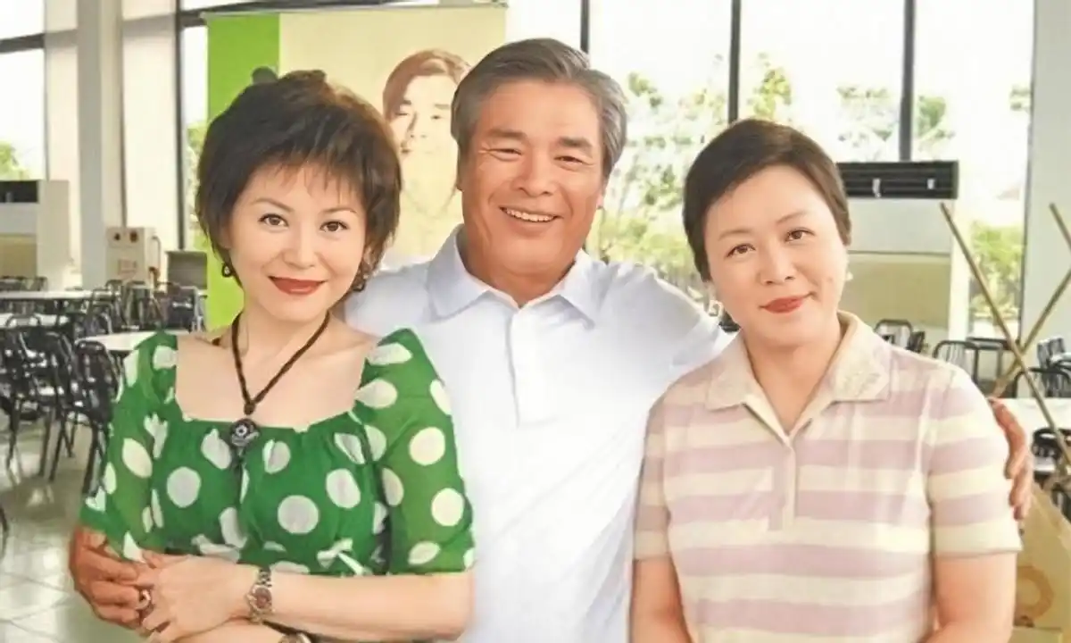 他是“现实版韦小宝”，二妻五妾，71岁时娶小20岁红颜知己做七房
