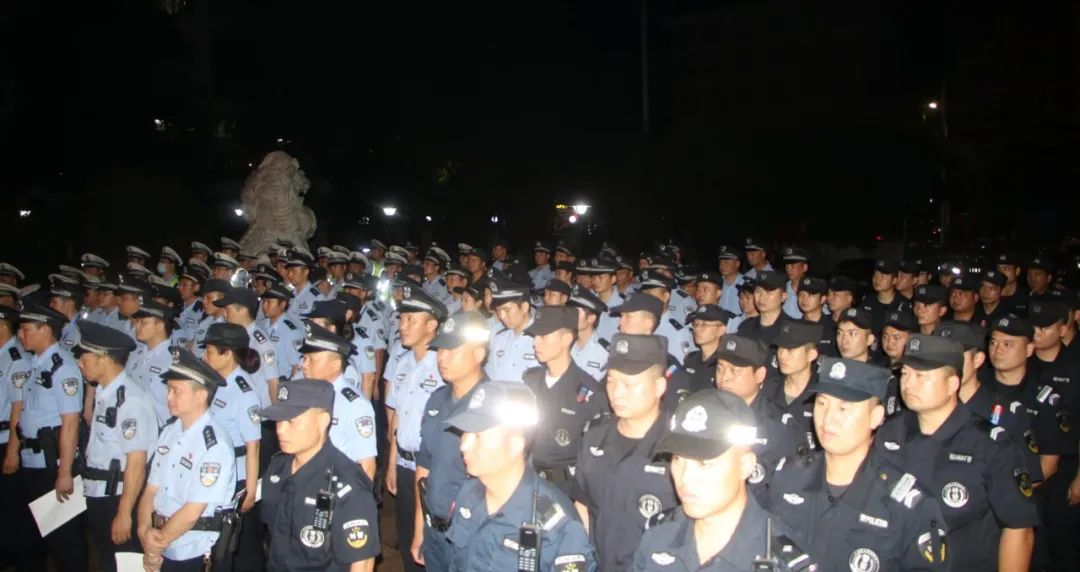 “加入公司投资项目就能月入百万……”桂林打掉这个特大传销组织，涉案金额6000多万