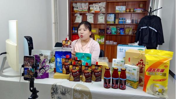 “质”造未来，向“新”而行丨招商引“新” 这家公司赋能特色产业“闯”市场