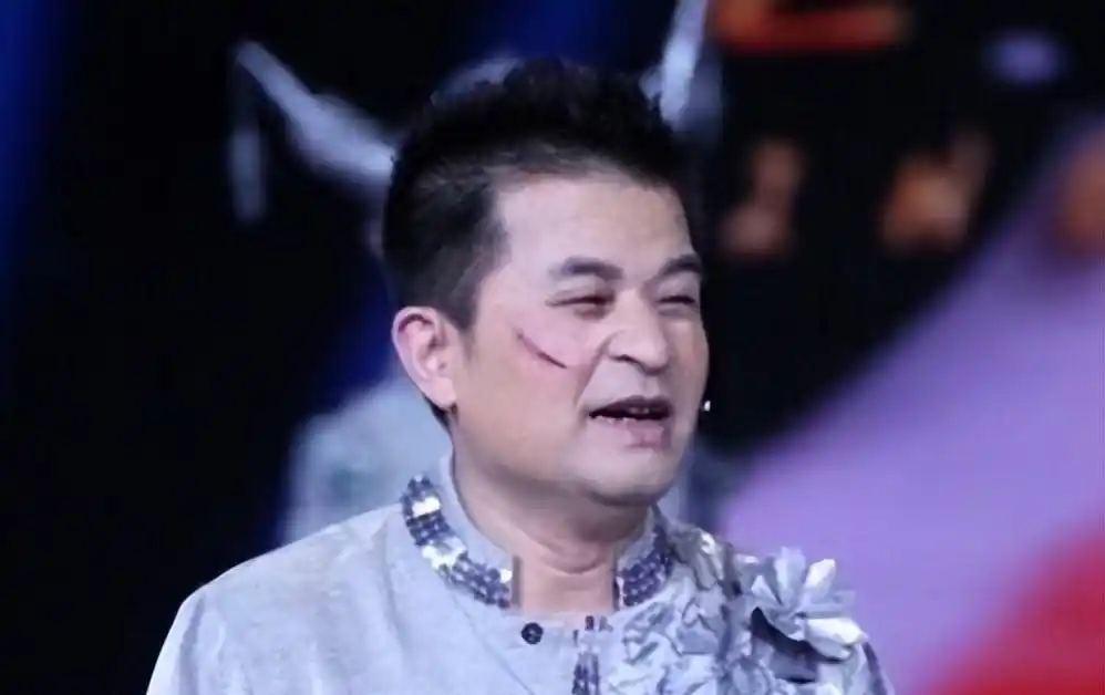 有种“反噬”名为毕福剑现状，曾口无遮拦的他，如今报应逐一降临
