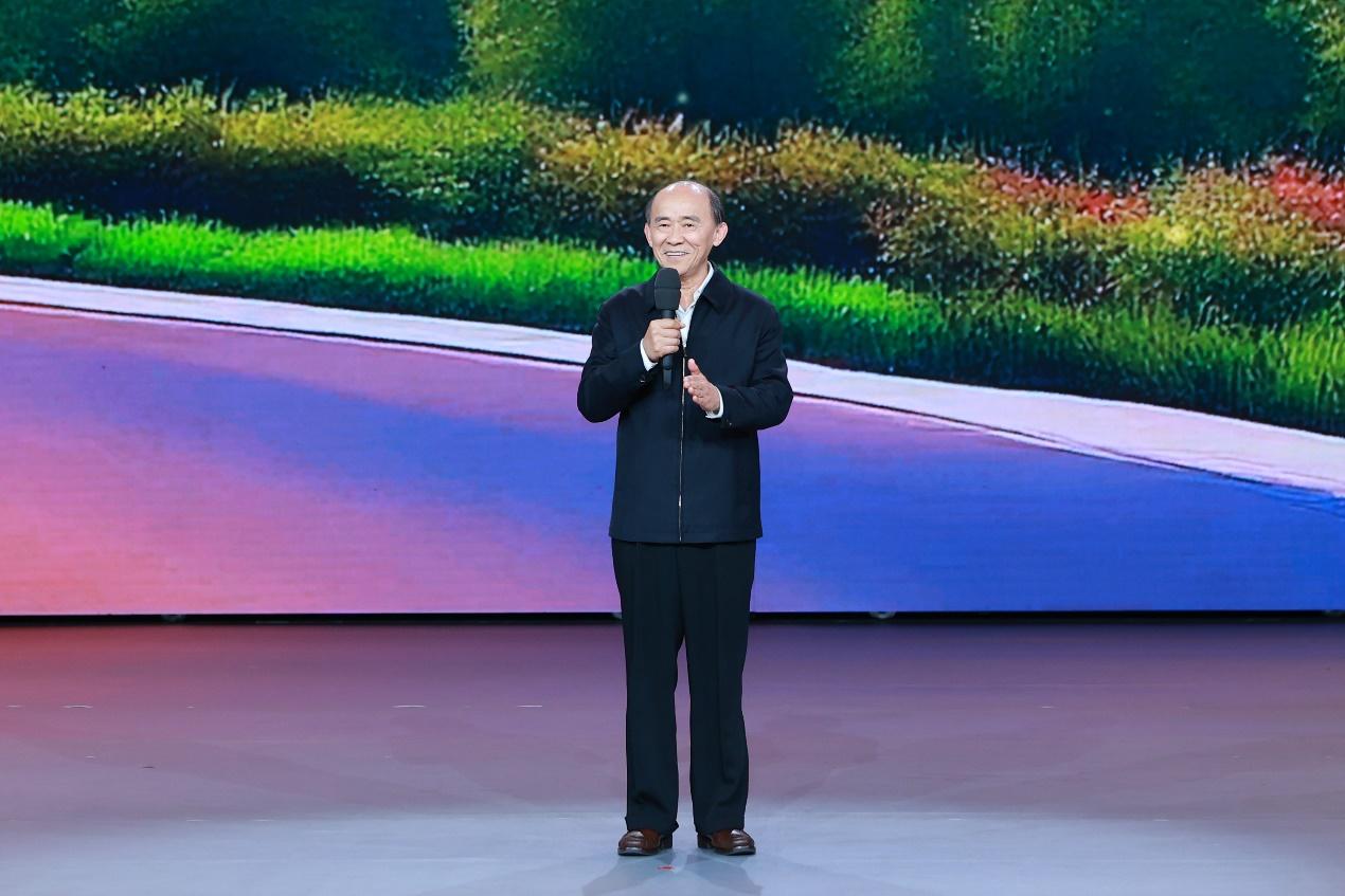 涵养好家风 共筑家国梦 《闪亮的名字—2025最美家庭发布仪式》10月2日播出