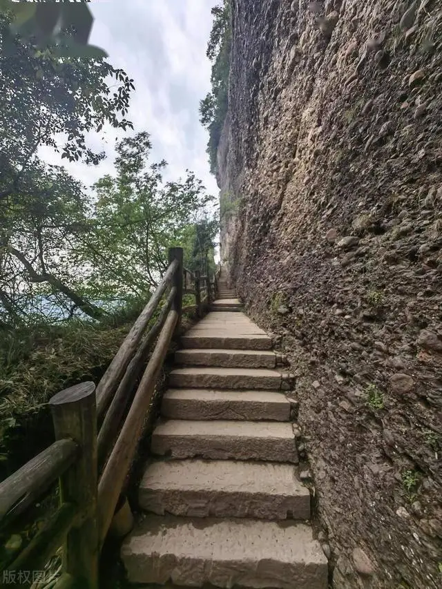 此生必去的天下第一关！剑门关旅游攻略，走过剑门关，人生无难关