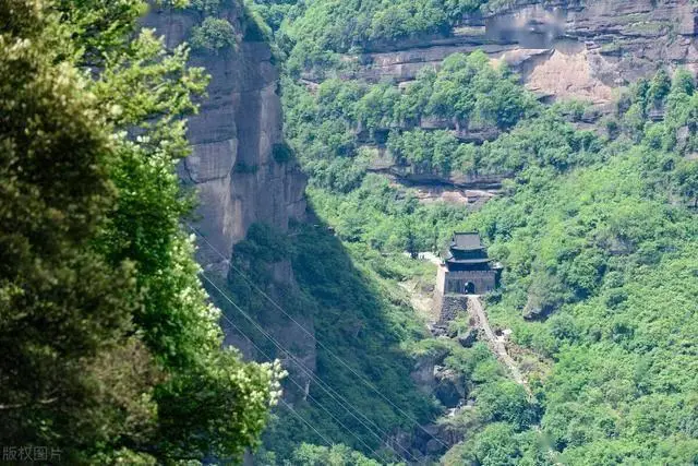 此生必去的天下第一关！剑门关旅游攻略，走过剑门关，人生无难关
