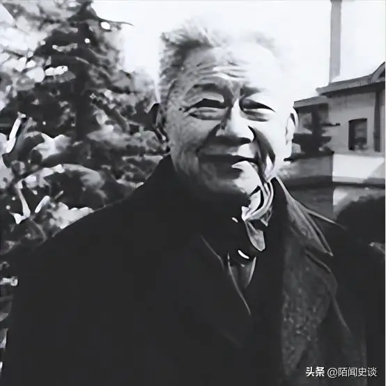 他曾担任副总理，60岁被撤职，69岁被开除党籍，73岁时被恢复名誉