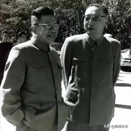 他曾担任副总理，60岁被撤职，69岁被开除党籍，73岁时被恢复名誉