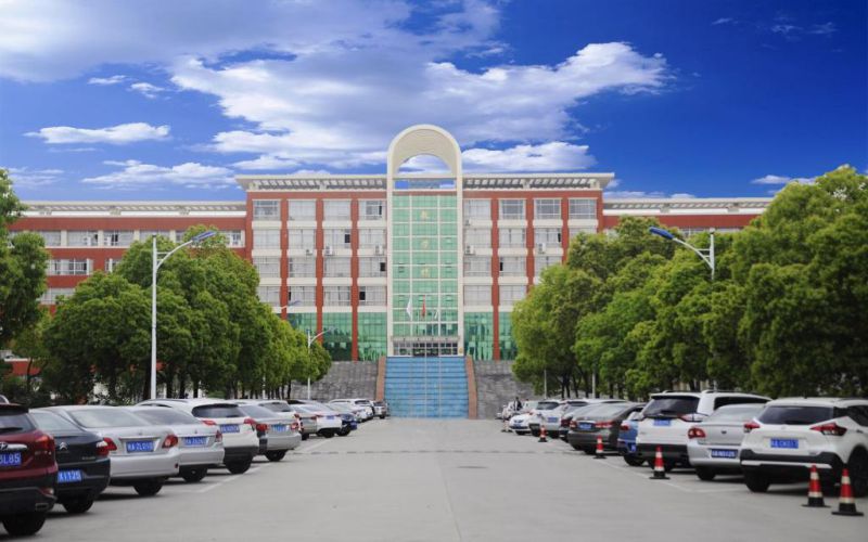 安徽新闻出版职业技术学院是虚假院校吗？答：是正规专科（高职）院校