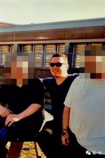 那个残忍分尸中国留学生的杀人魔结婚了！狱中生活奢华，毫无悔意