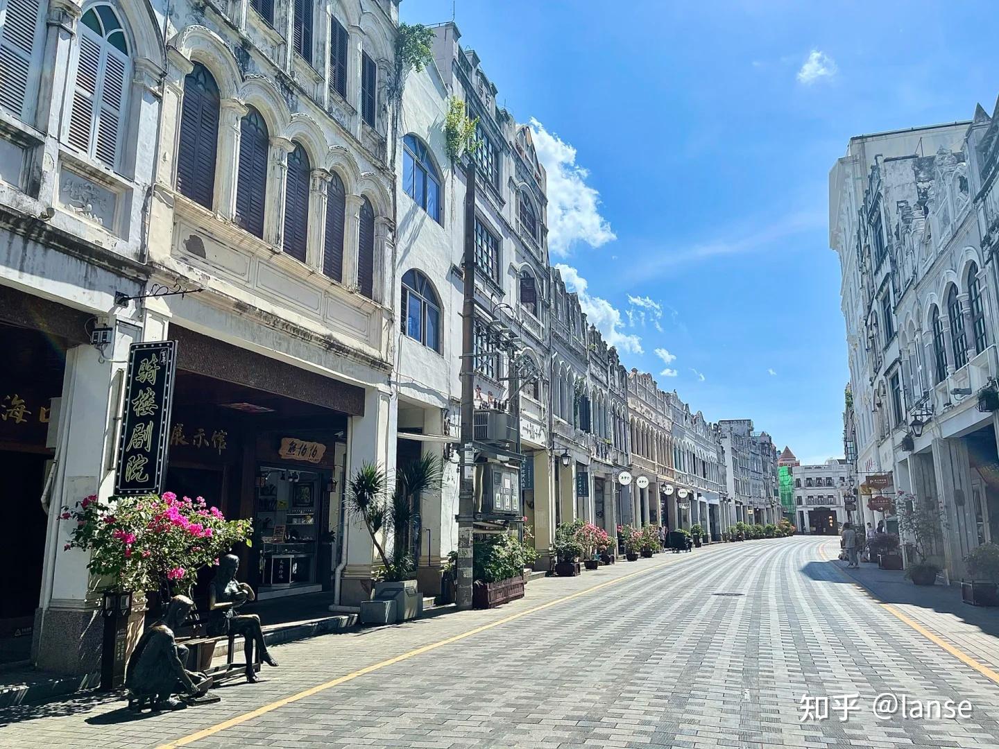 海南旅游攻略，8天7晚自由行路线推荐，玩转大海蓝天，尽享海南美食