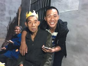 北苑路奥迪车连撞6车致1人死亡