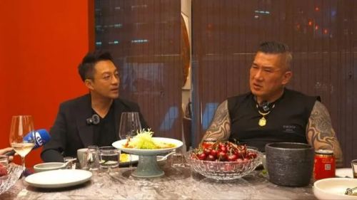 痛骂民进党是骗子！原“台独”网红馆长来中国大陆直播旅游，发现和想象不一样