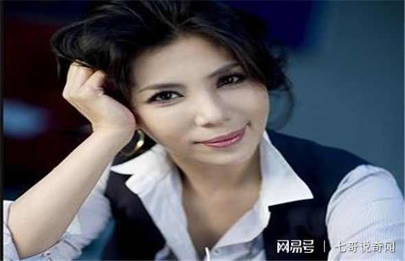 美女造型师挺过婚变，揪失婚女星组妇仇者联盟，共创幸福人生
