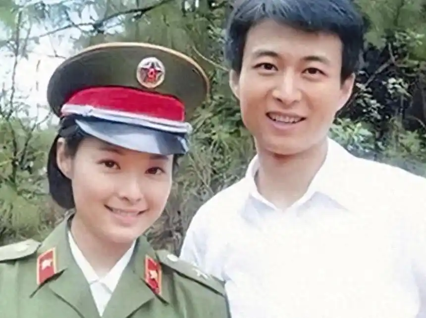 徐威被张怡宁吸引，离开袁立成就婚姻与事业的传奇
