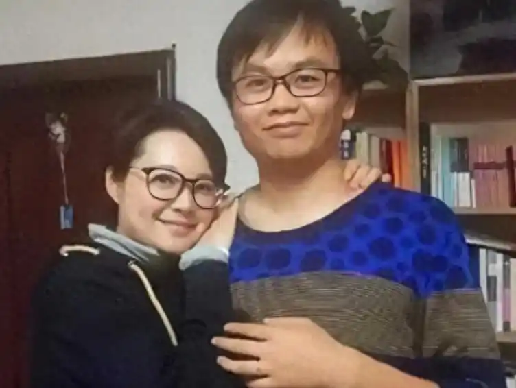 徐威被张怡宁吸引，离开袁立成就婚姻与事业的传奇