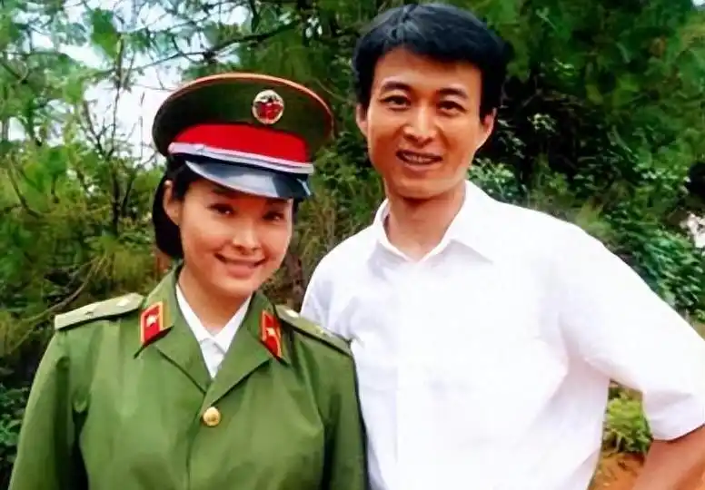 徐威被张怡宁吸引，离开袁立成就婚姻与事业的传奇