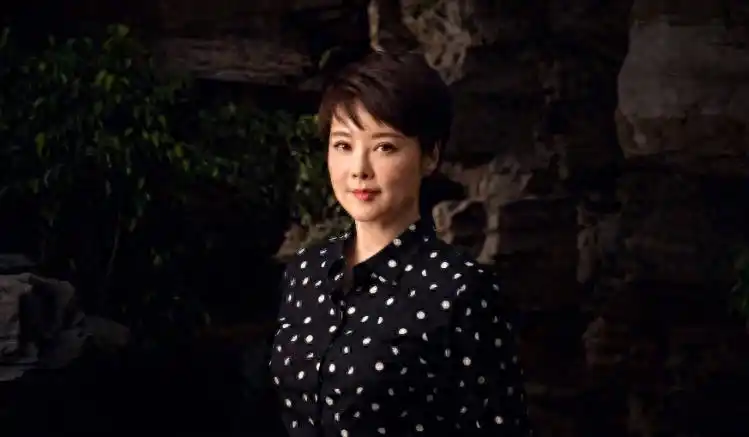 徐威被张怡宁吸引，离开袁立成就婚姻与事业的传奇