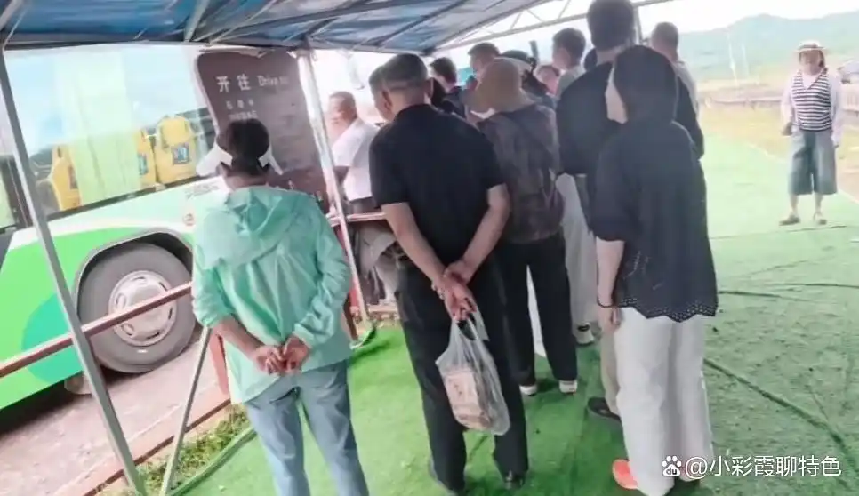 内蒙文旅遭暴击！博主怒斥阿尔山服务翻车，游客：这钱花得冤