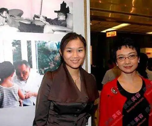 红三代貌美如花 时尚妆容名媛气质