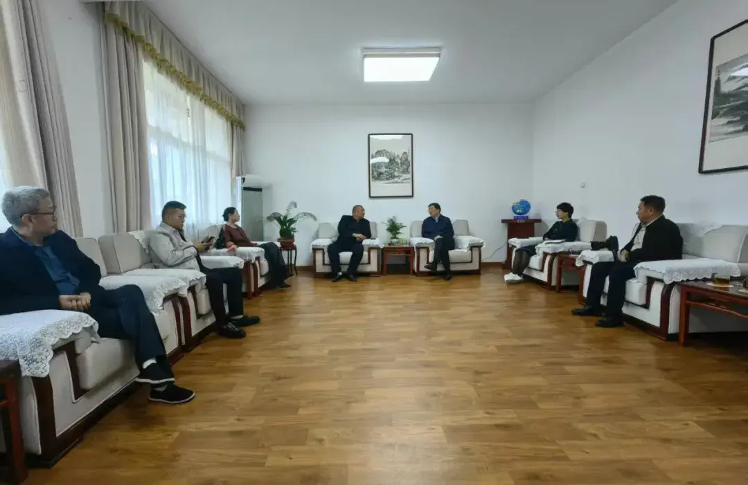 赤峰市河北商会一行到河间市考察调研