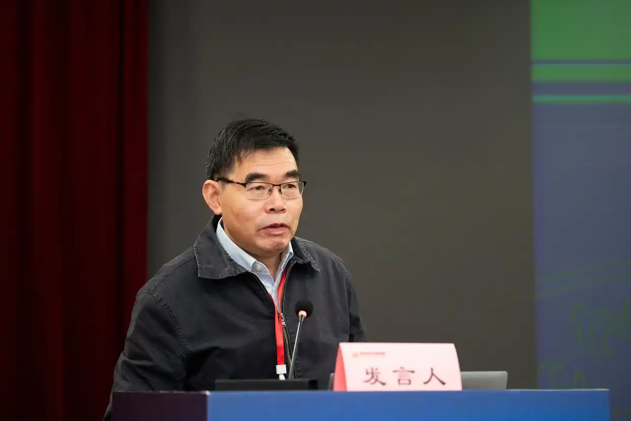 郑州商城与夏商文明暨郑州商城发现70周年学术研讨会召开