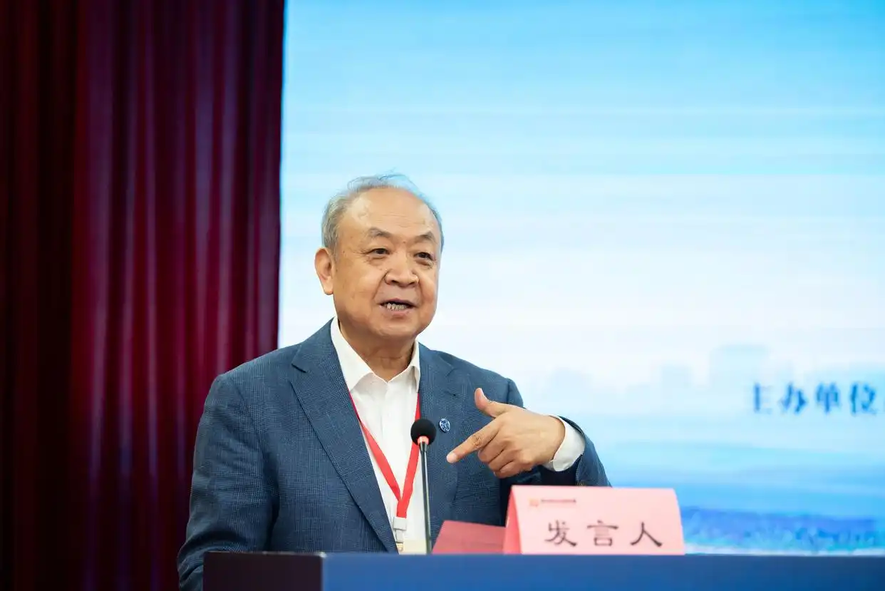 郑州商城与夏商文明暨郑州商城发现70周年学术研讨会召开