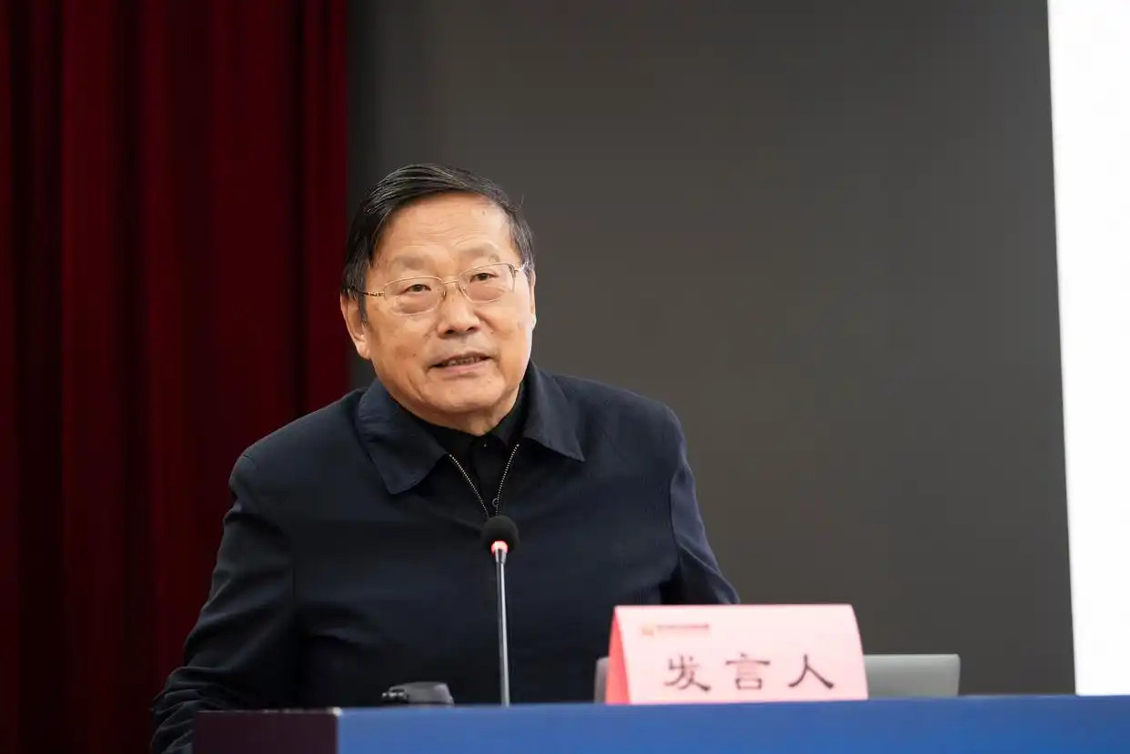 郑州商城与夏商文明暨郑州商城发现70周年学术研讨会召开