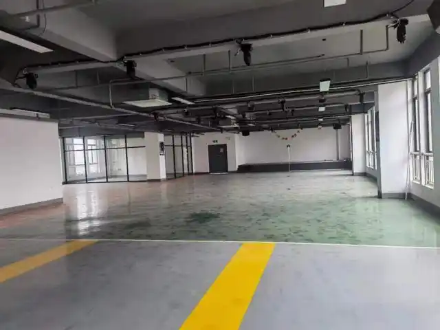 减肥训练营真相：“健康减肥”变饿瘦？“甩肉”噱头下退款难