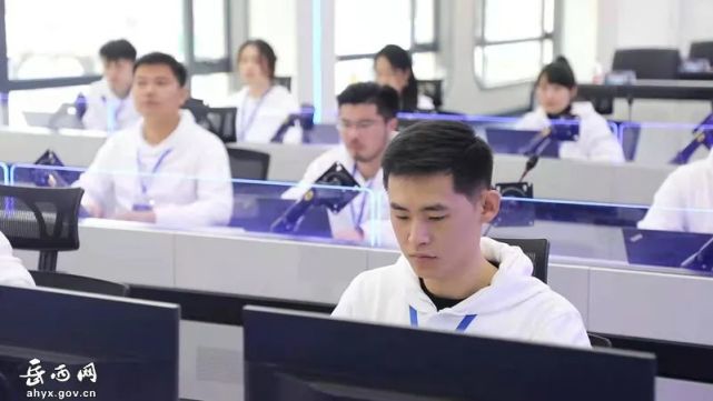 回眸2021，这是奋进的岳西
