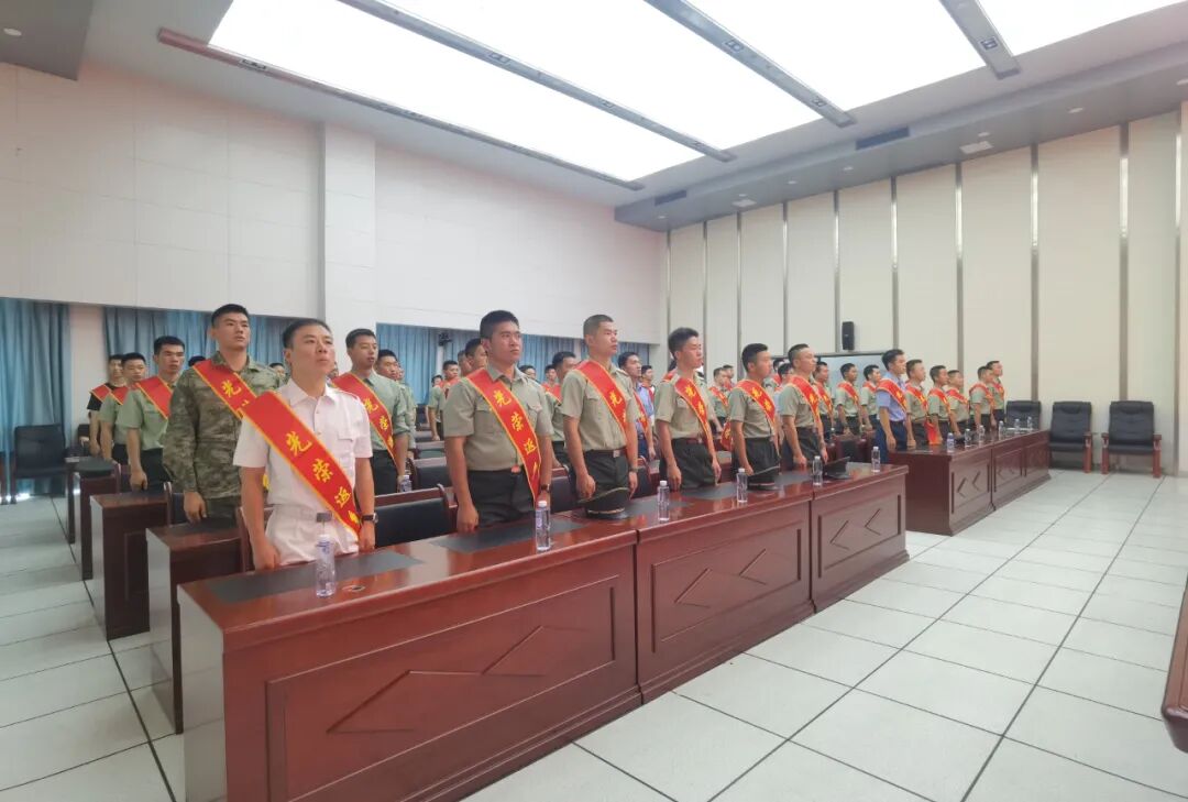 福州市闽侯县举办2025年度退役士兵欢迎会暨适应性培训会