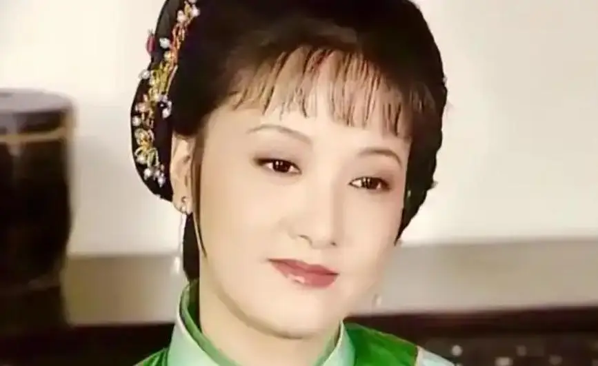 继子不争气，养女越来越像丈夫，离婚成68岁邓婕一生痛!