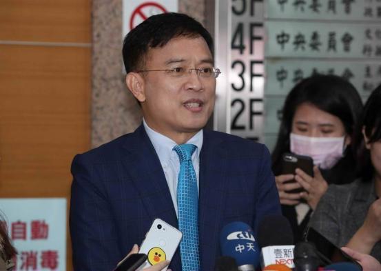 蔡英文“论文门”判决出炉！郭正亮发现新疑点，直呼“见鬼了”