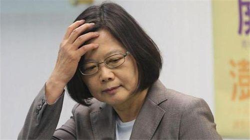 蔡英文“论文门”判决出炉！郭正亮发现新疑点，直呼“见鬼了”