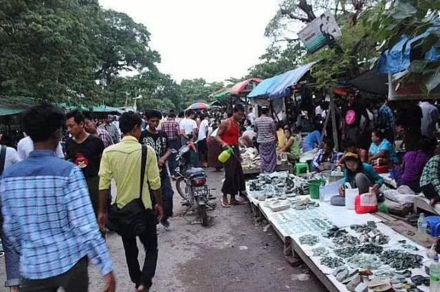 缅甸最大的珠宝市场：每天交易达上千万元，当地人都靠它维持生活
