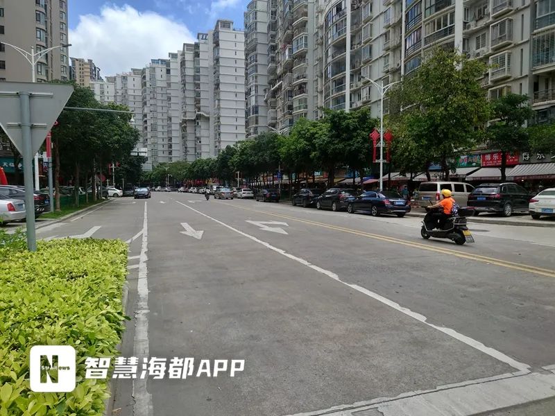 视频热传！福清街头，多辆警车围堵小车！