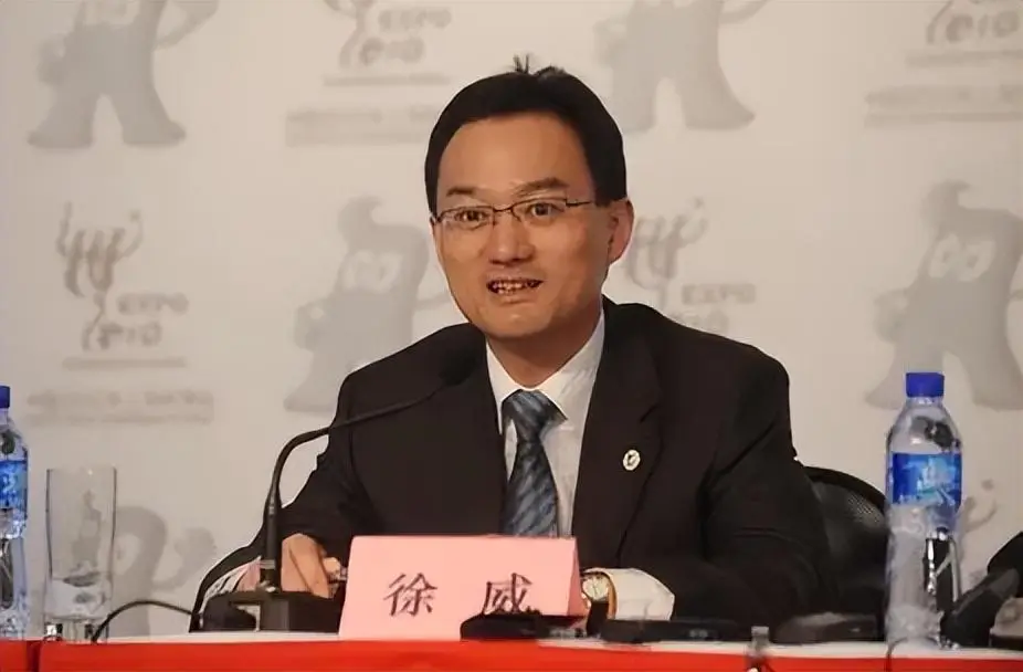 富商徐威宠了袁立12年，为何后来转身迎娶世界冠军张怡宁？