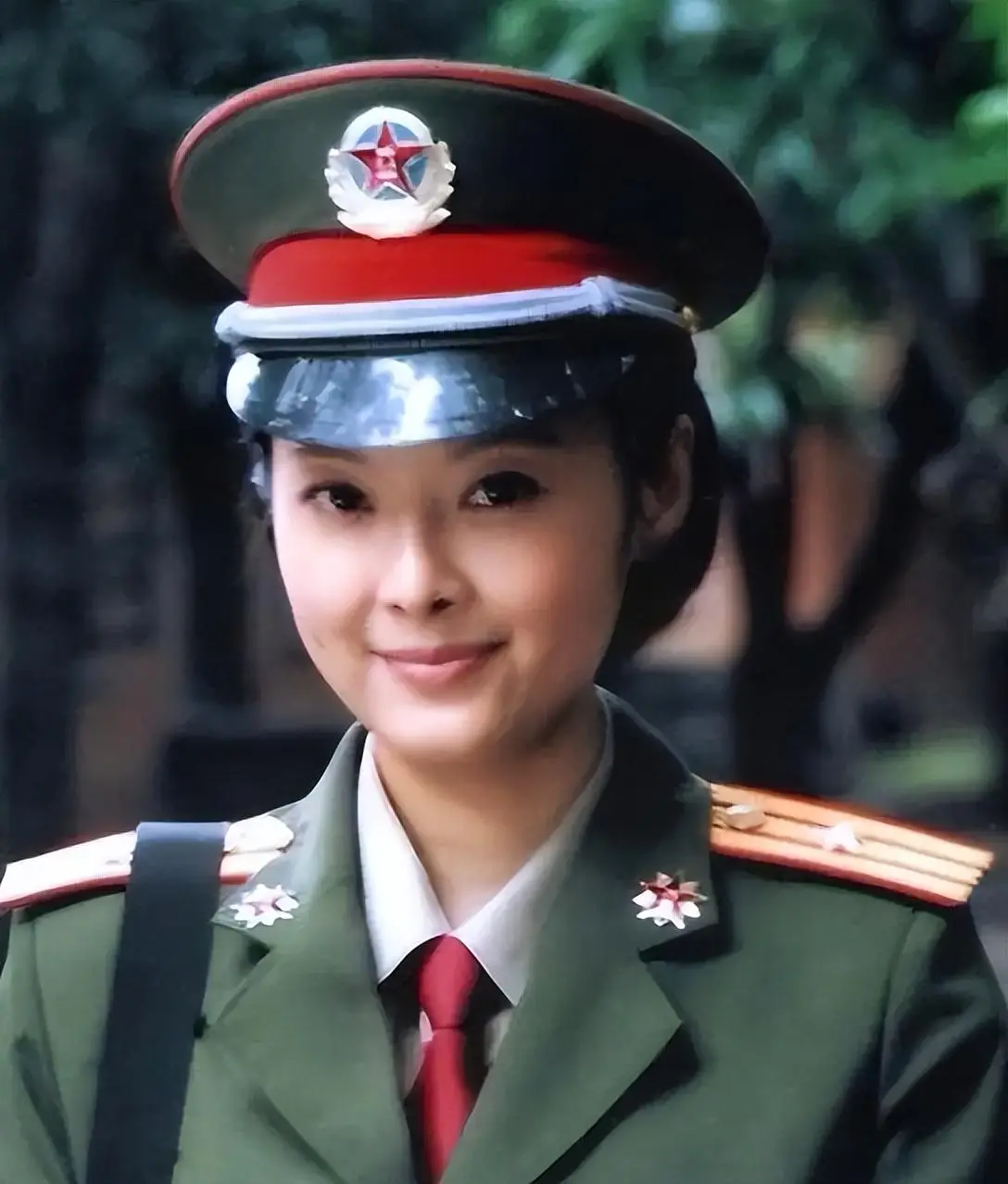 富商徐威宠了袁立12年，为何后来转身迎娶世界冠军张怡宁？