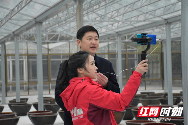 市州连线丨跨城移动直播，听政府工作报告最生动的民心注解