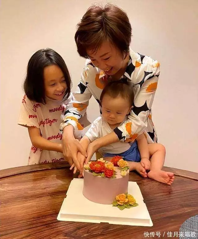 徐威与袁立相恋12年育有子,为何突然情定张怡宁,内情令人意外