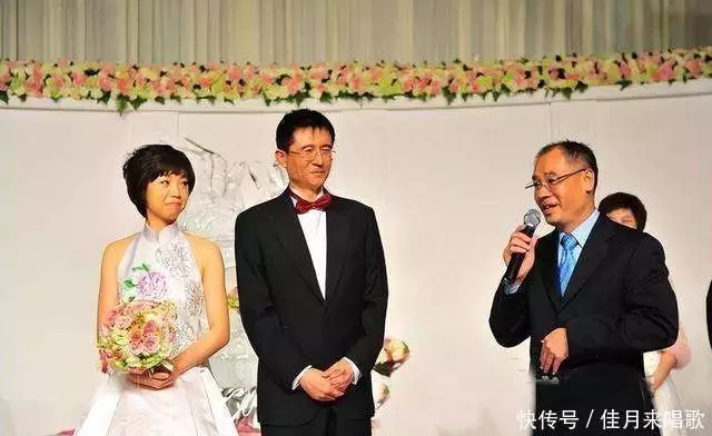 徐威与袁立相恋12年育有子,为何突然情定张怡宁,内情令人意外