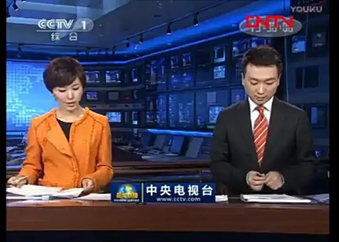 新闻联播主持每天只上半小时班?严於信道出真相,远比想象中难