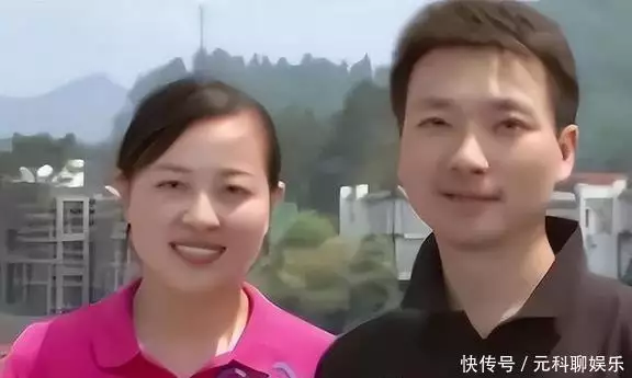 50岁撒贝宁现状:一家四口海南度假,住五星级酒店,确实很有钱