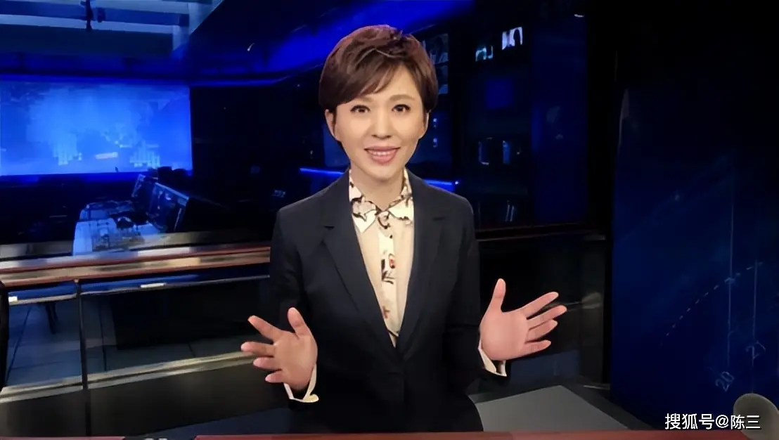 “落毛凤凰不如鸡” 离开央视两年再看欧阳夏丹现状,李思思没说错