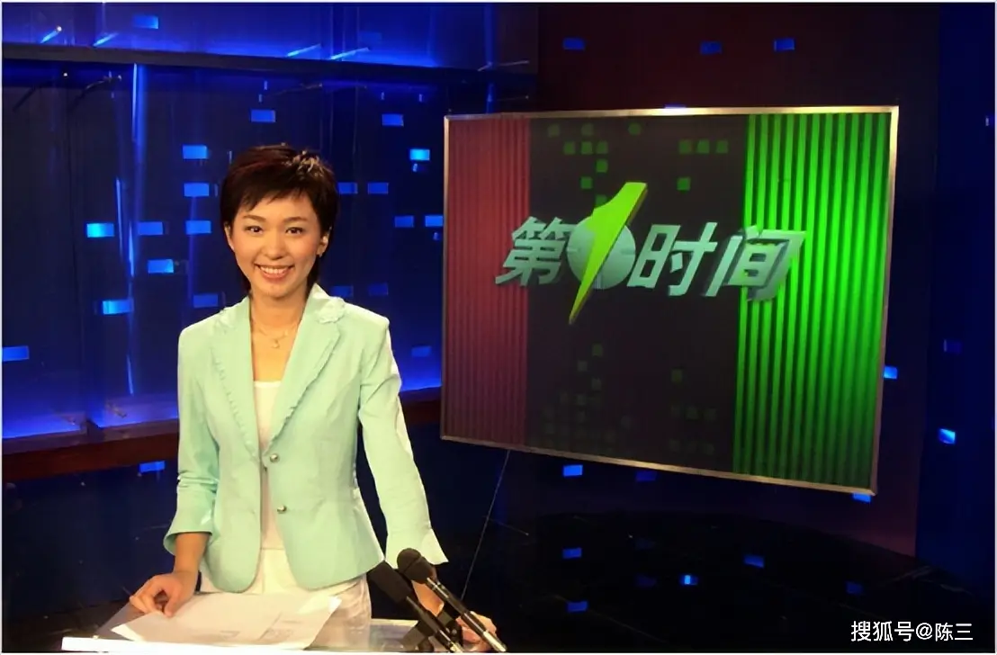 “落毛凤凰不如鸡” 离开央视两年再看欧阳夏丹现状,李思思没说错